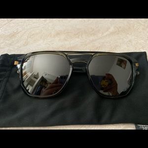 Oakley Latch Beta